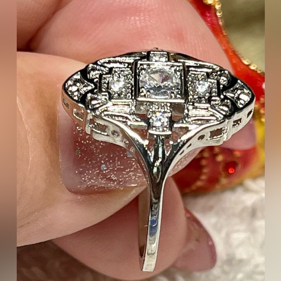 Romantic art deco style silver ring, sterling and clear rhinestones - Picture 5 of 11